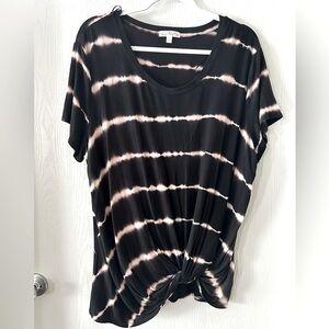 Nina Britton Knot Front Tee 1X